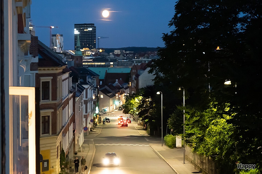 Fuldmåne over Aarhus